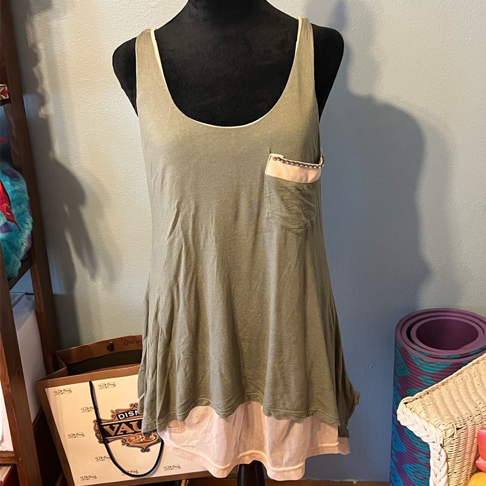Esley Olive and Cream Layered Tank Top